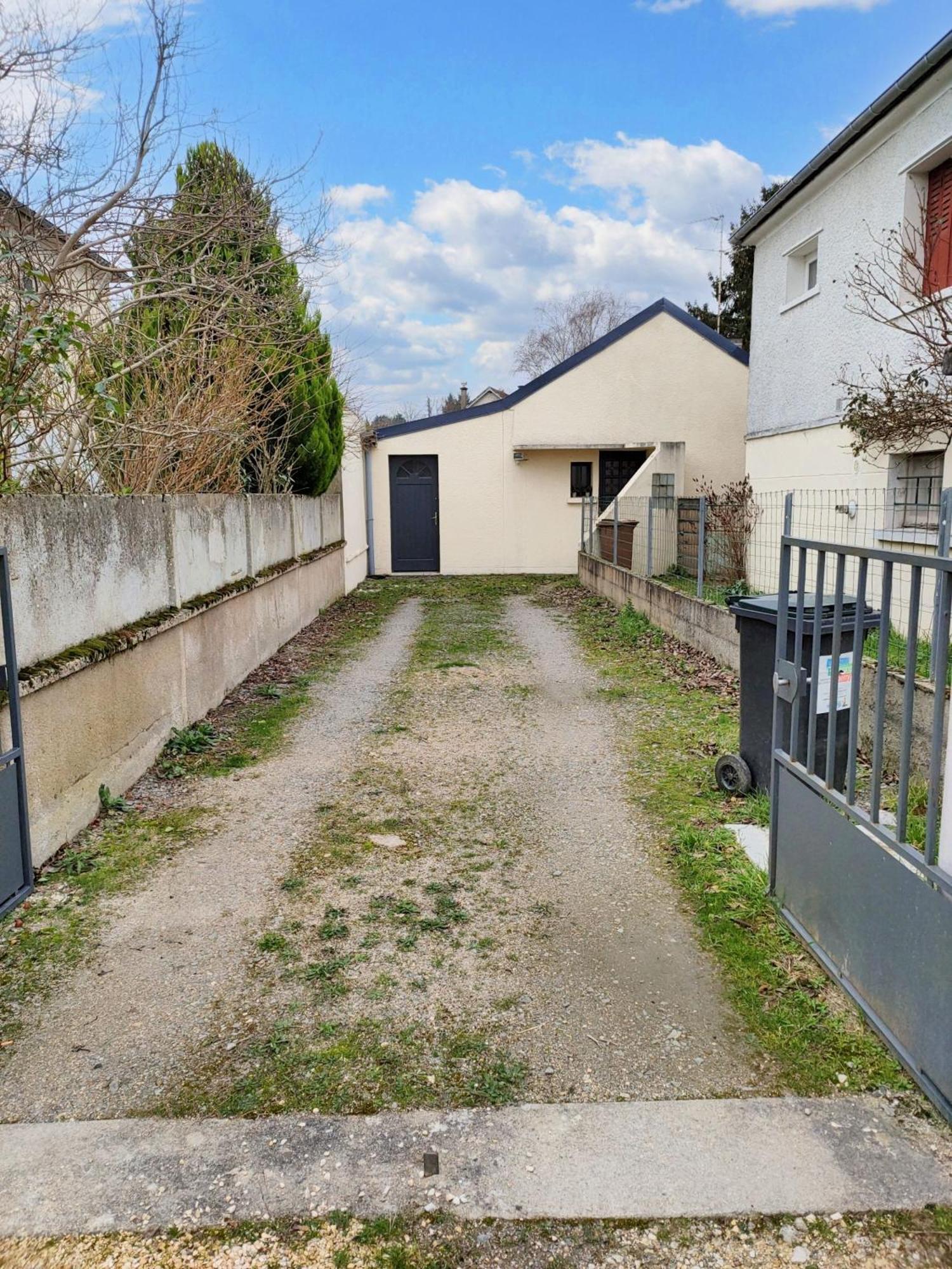 Maison Charmante A Vierzon Avec Jardin Prive Eksteriør billede